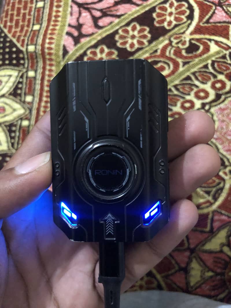 RONIN DOMINATOR 4