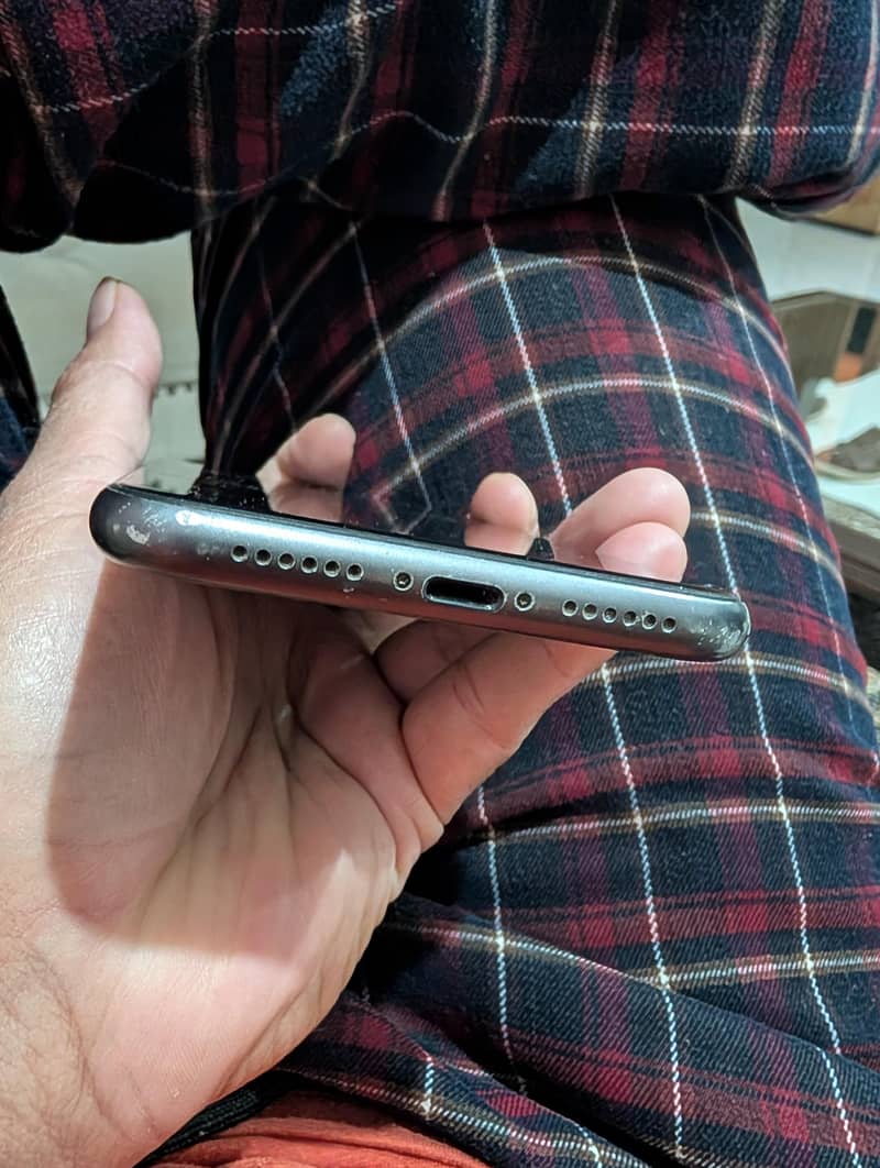 iphone 11 jv 4
