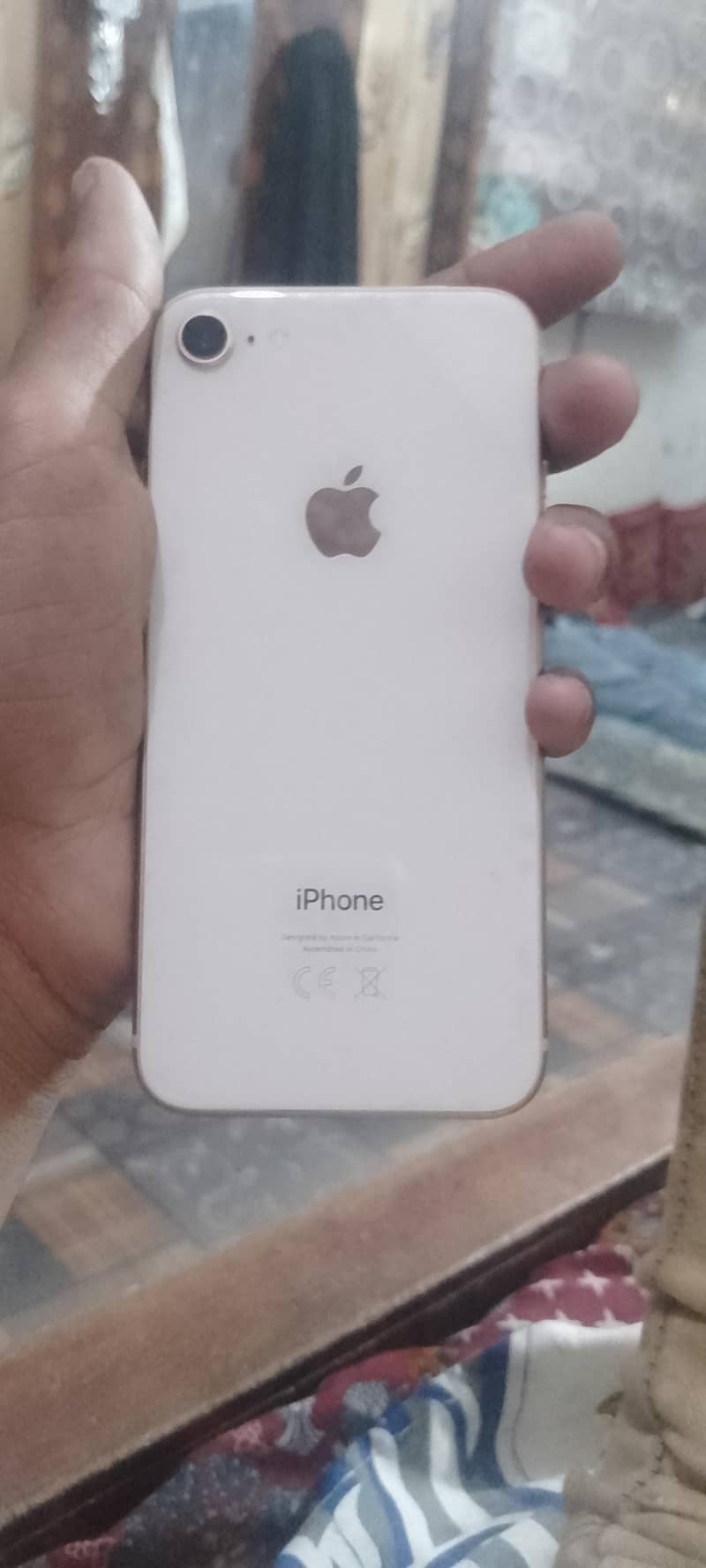 iPhone 8 0