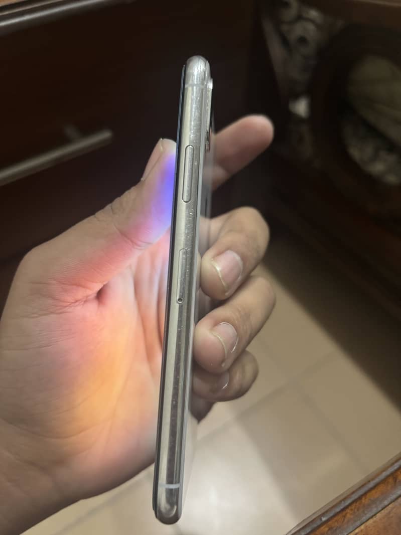 Apple iPhone X 2