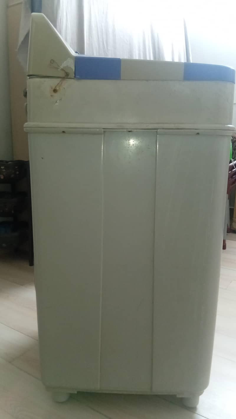 SUPER AISA WASHING MACHINE 4