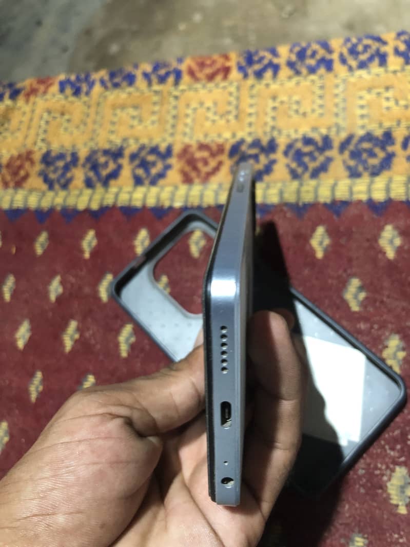 Tecno Spark 20C 3