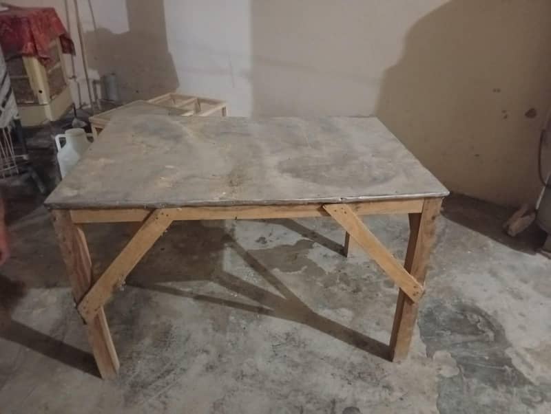 Wooden Table 0