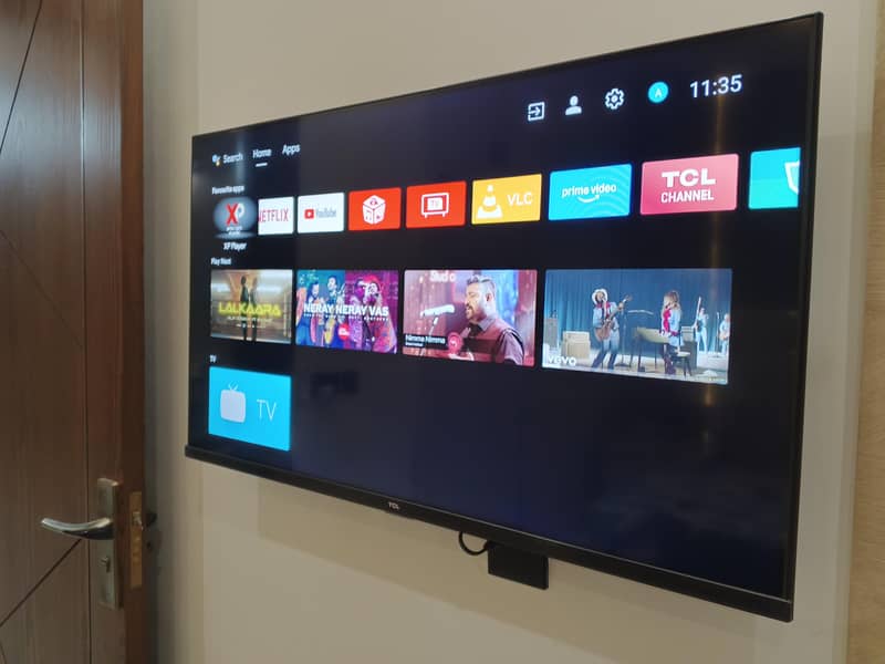 TCL 40inch Smart LED 2