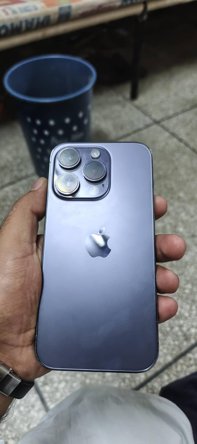 Apple iPhone 14 Pro jv 2