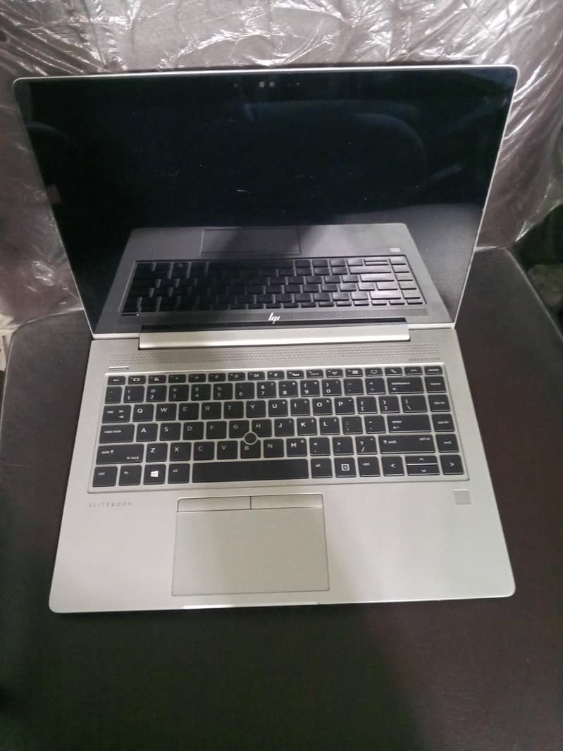 i5 8th generation laptop touch screen face id 1