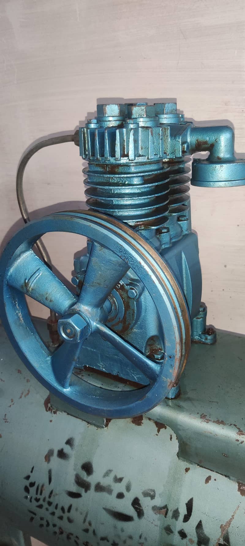Air compressor Tanki 10