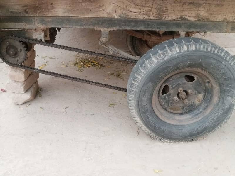 لوڈر رکشہ کا ریڑھی والا پھٹہ برائے فروخت 1