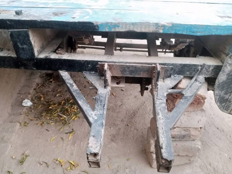لوڈر رکشہ کا ریڑھی والا پھٹہ برائے فروخت 5