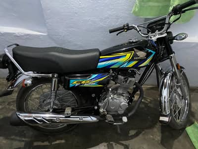 Honda 126 26 model is up for sale