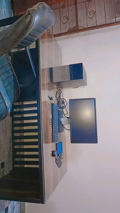 table for sale all ok condition heee