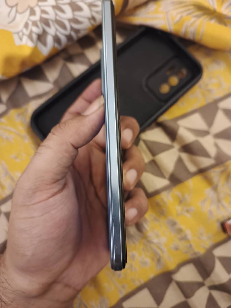 Vivo V23e 4