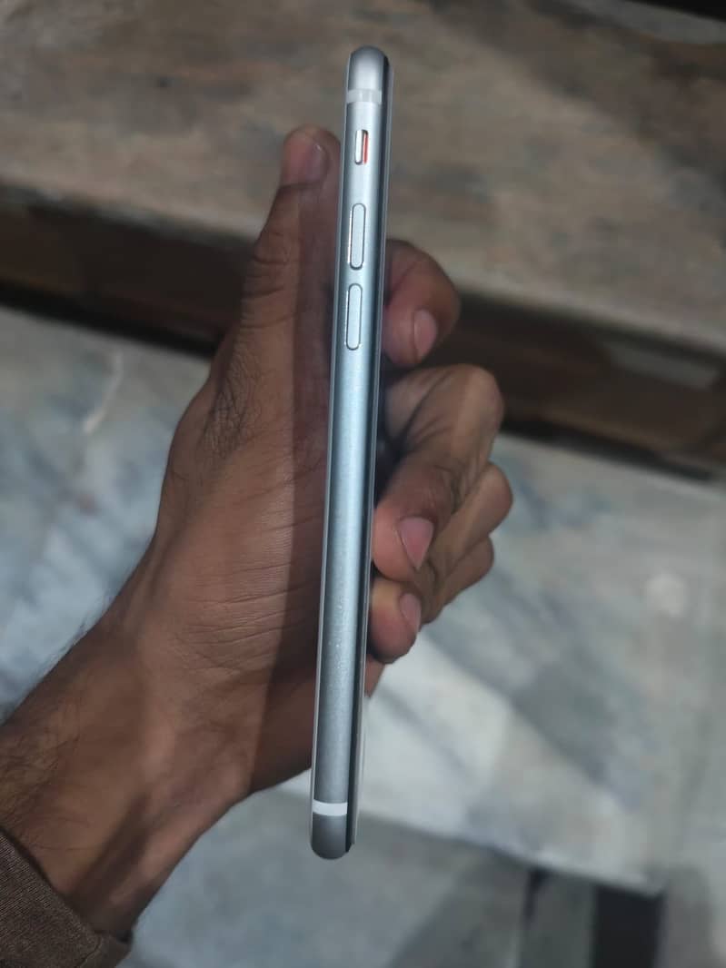 Apple iPhone SE 2