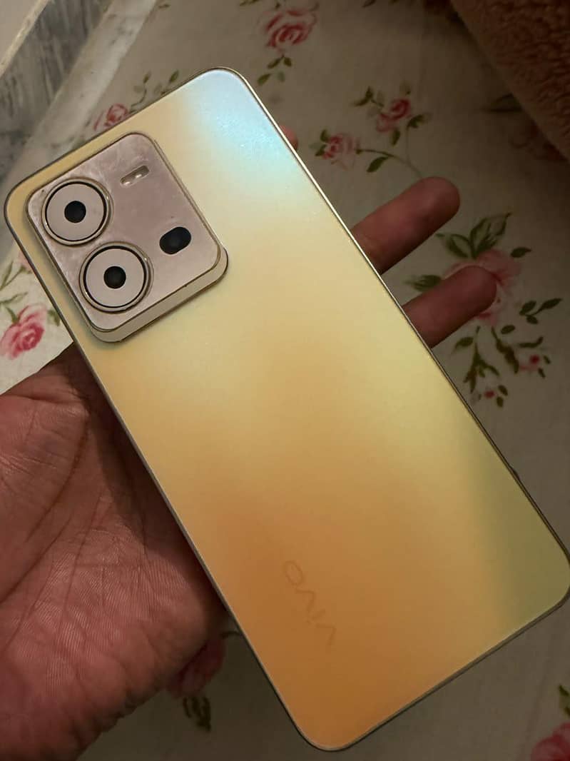 Vivo V25e 1