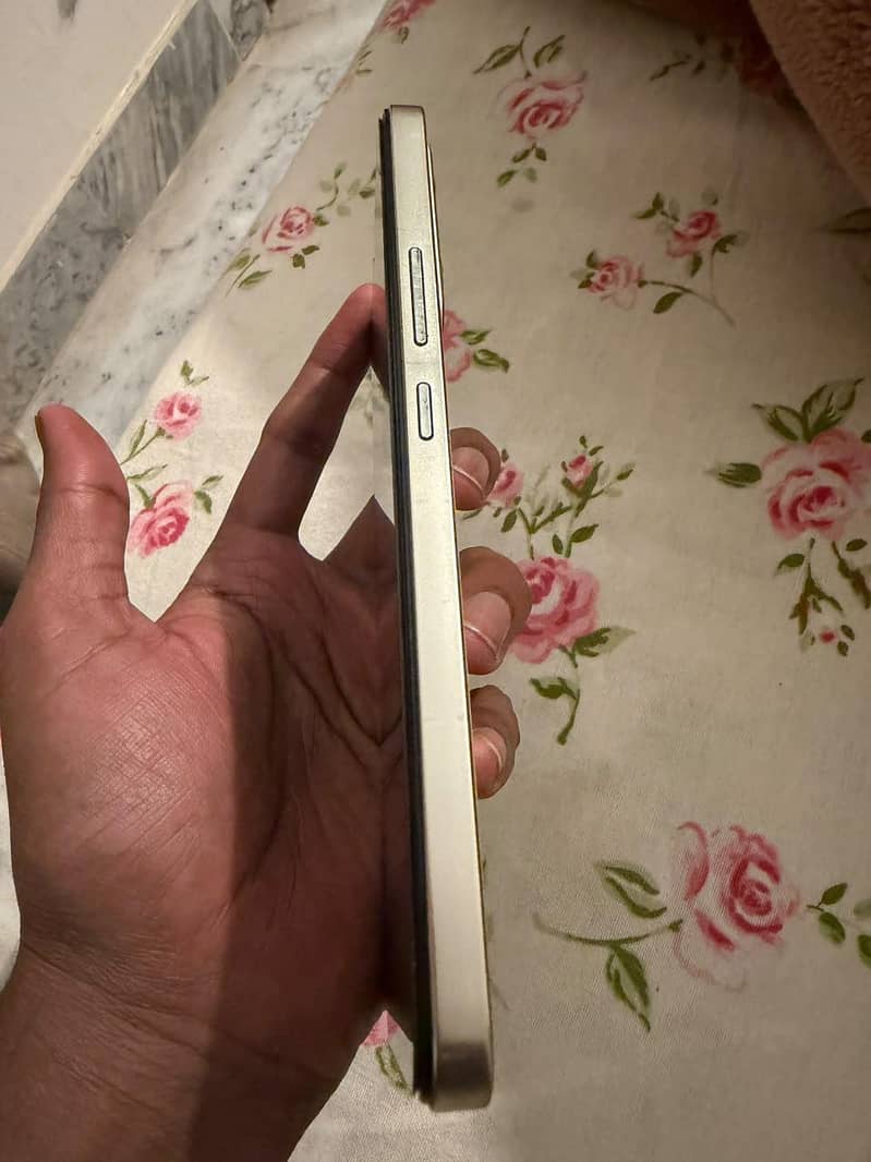Vivo V25e 3
