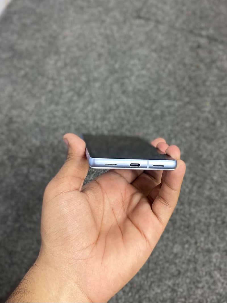 Google Pixel 7a 4