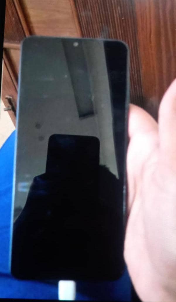 Samsung Mobile A06 1