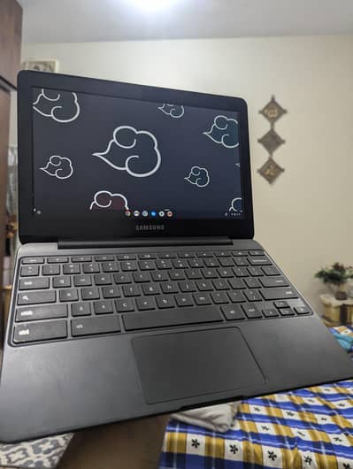 Samsung Chromebook 500C- Like New Condition