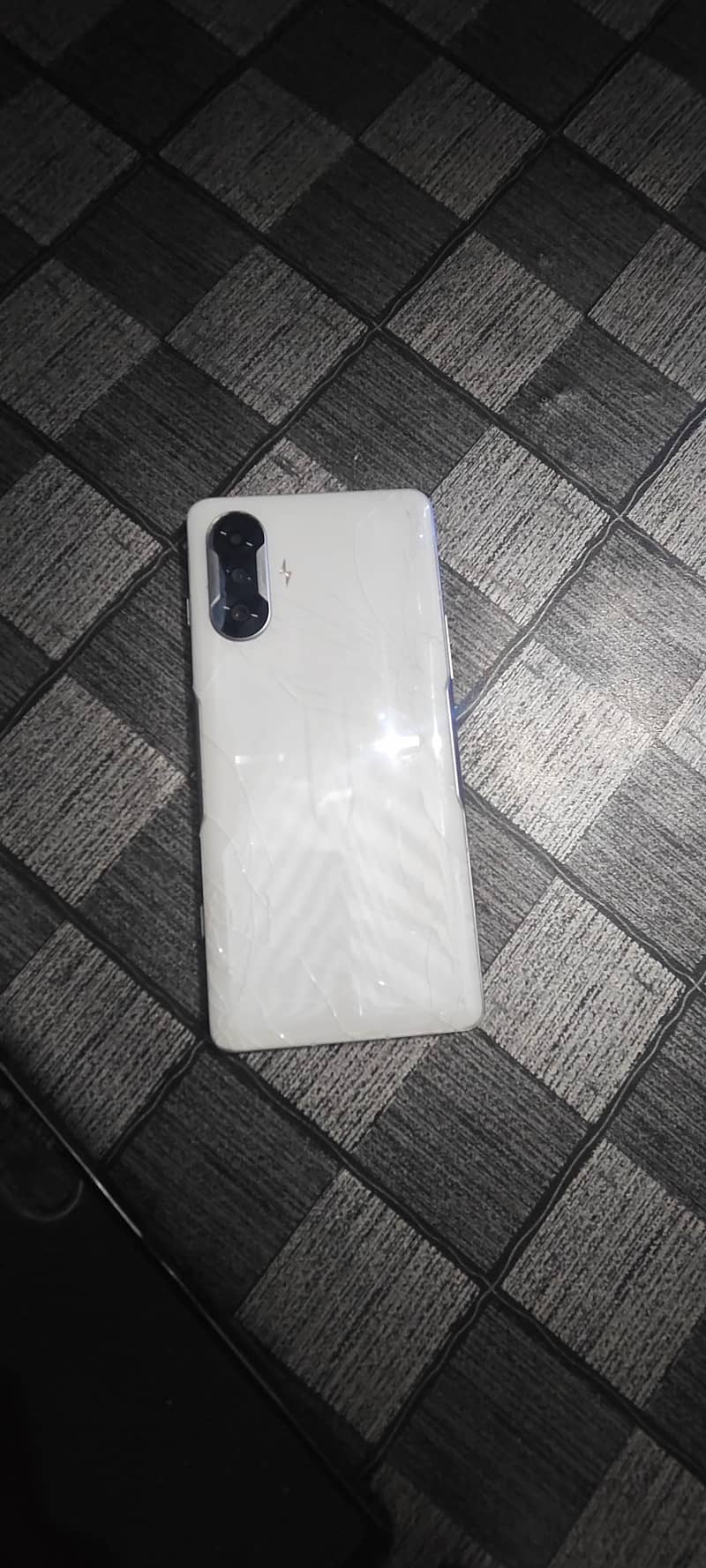 Xiaomi Redmi K40 Gaming - Mobile Phones - 1120909722