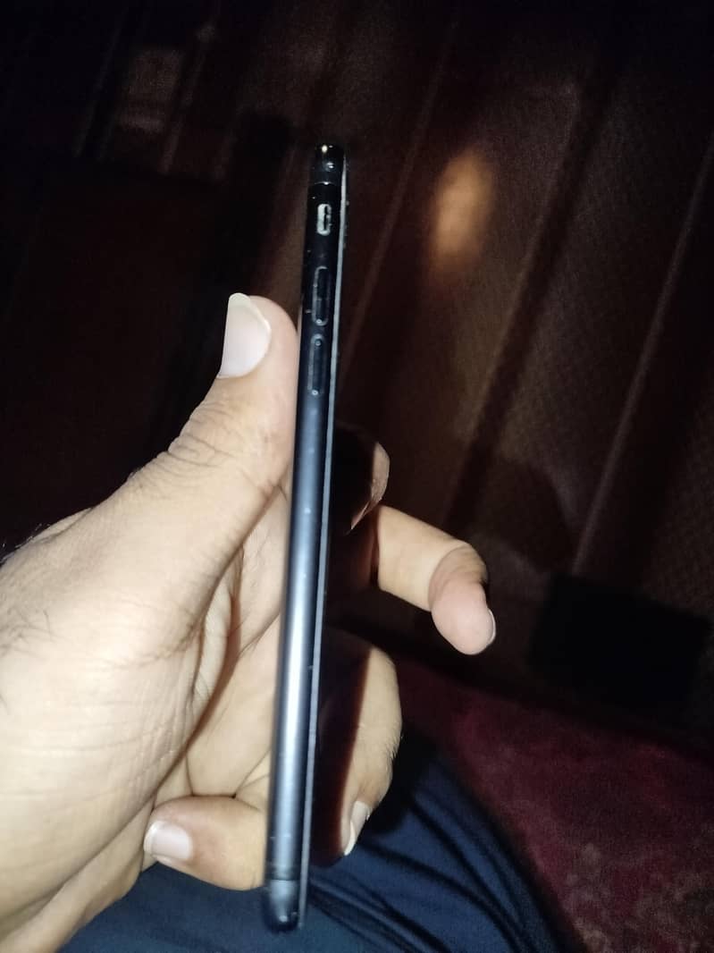 iPhone 7G 3