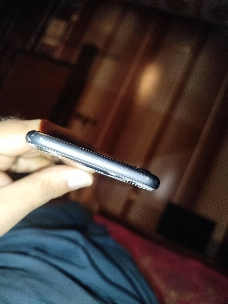 iPhone 7G 4