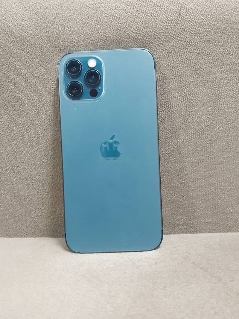 IPhone 12 Pro 4