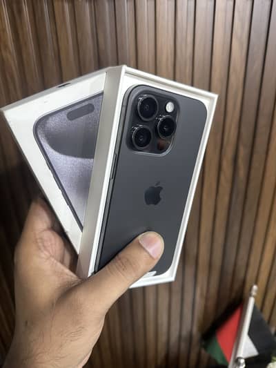İPhone 15 pro 256 gb factory unlocked non pta