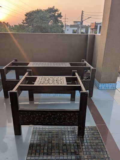 3 Table set