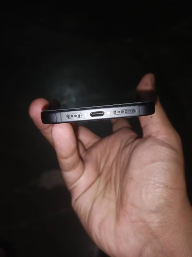 Apple iPhone 15 Pro Max LLA MODEL 2