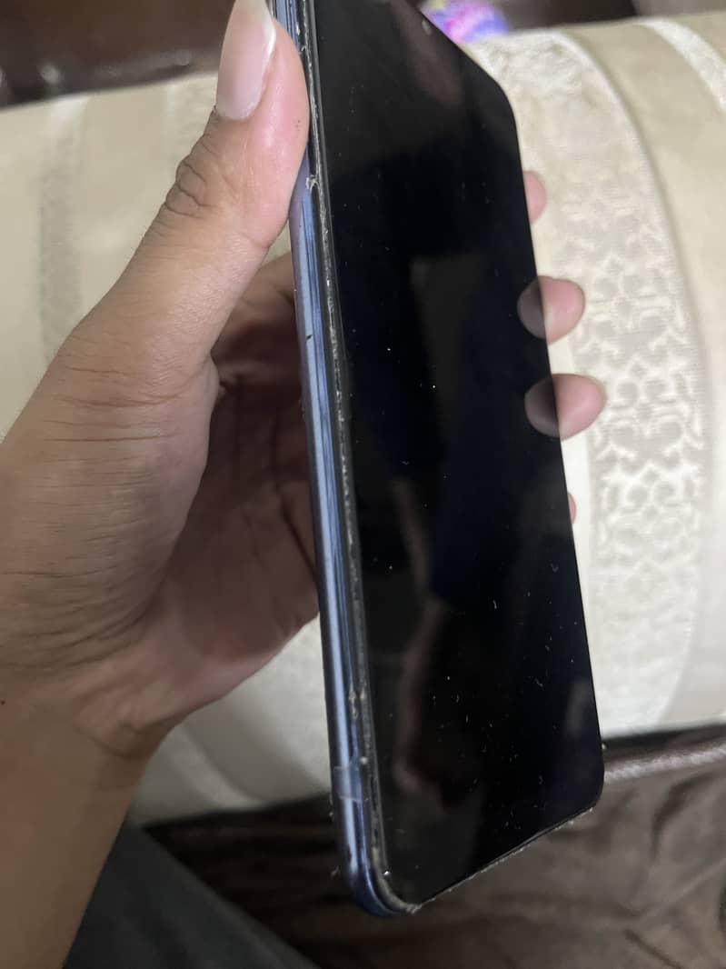 Vivo V21e 4