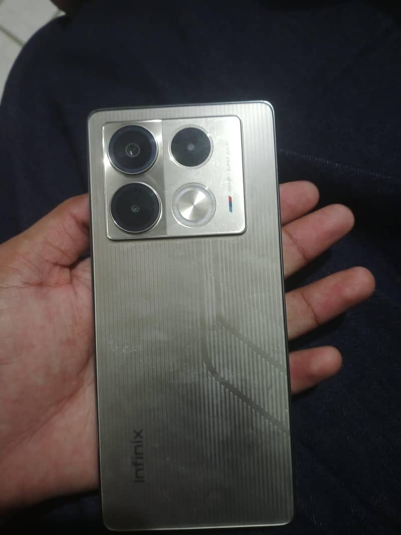 Infinix Note 40 1