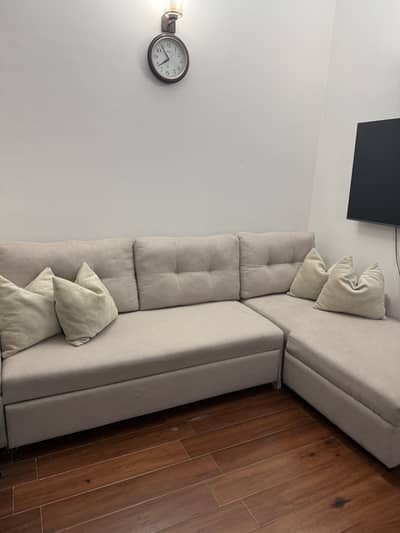 6 seater L shape with sofa combed