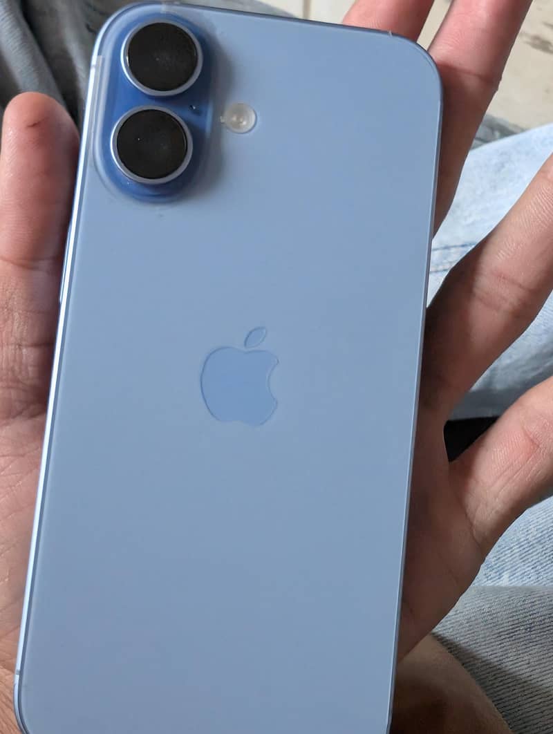 Apple iPhone 17 1