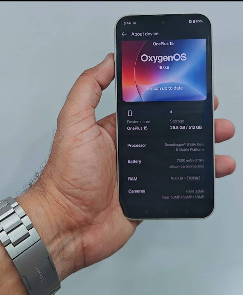 One Plus 15 Dual Sim 5