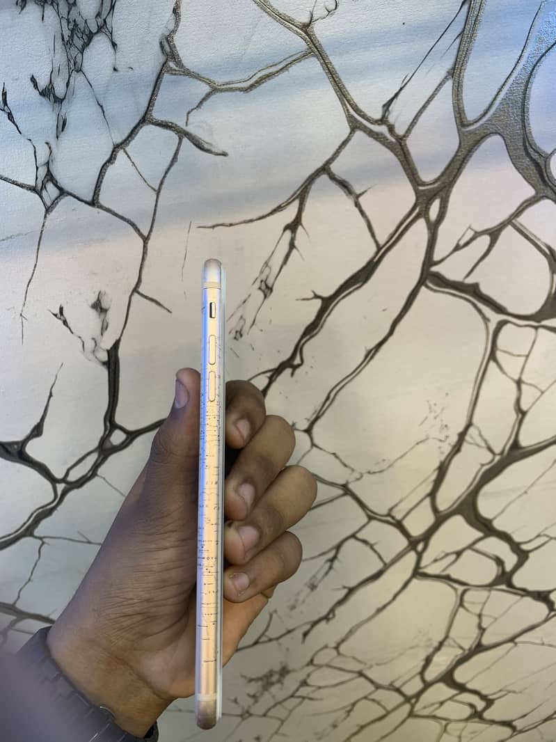 Iphone 8plus 4