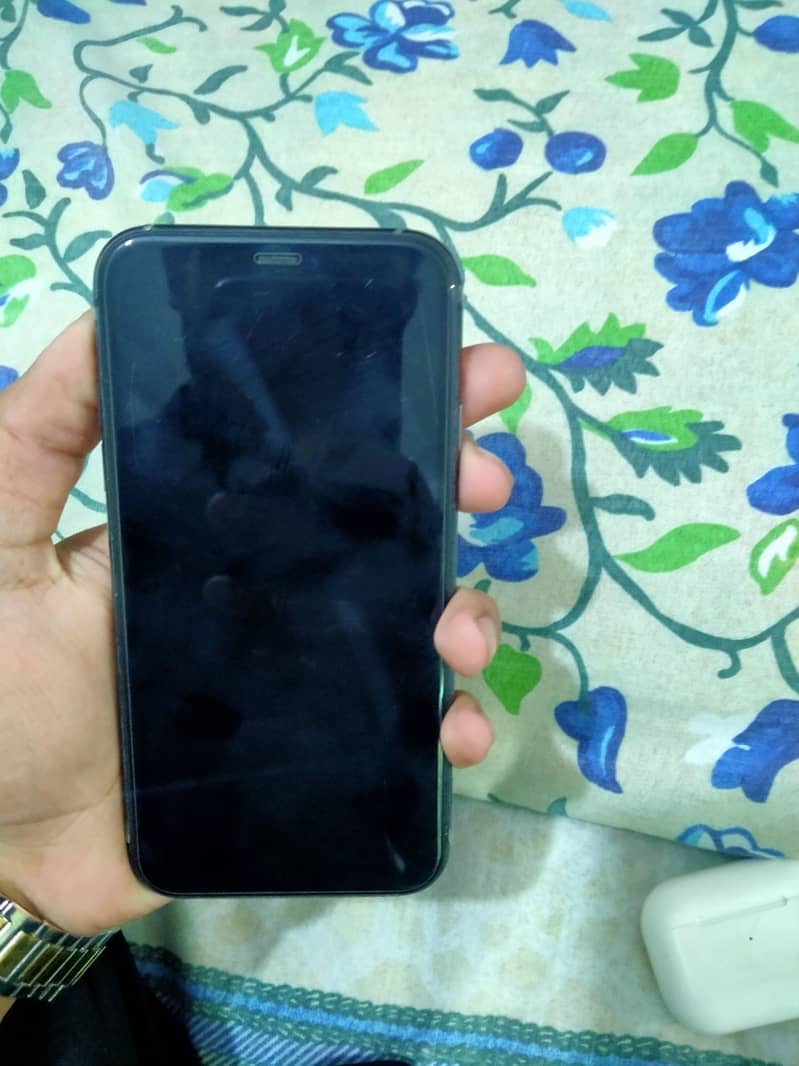 Apple iPhone 11 2
