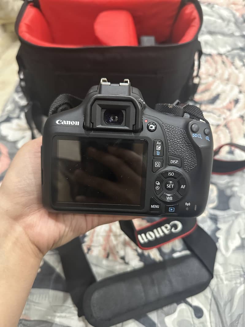 Canon 1300D 4