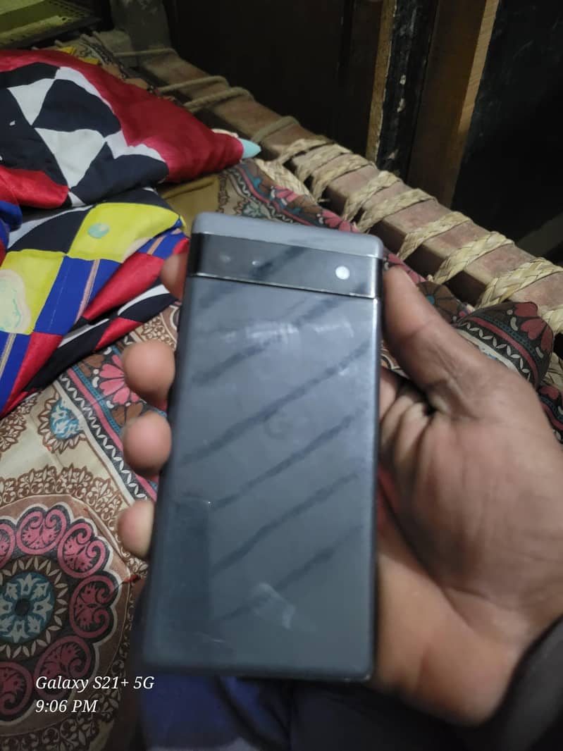 Google Pixel 6a 1
