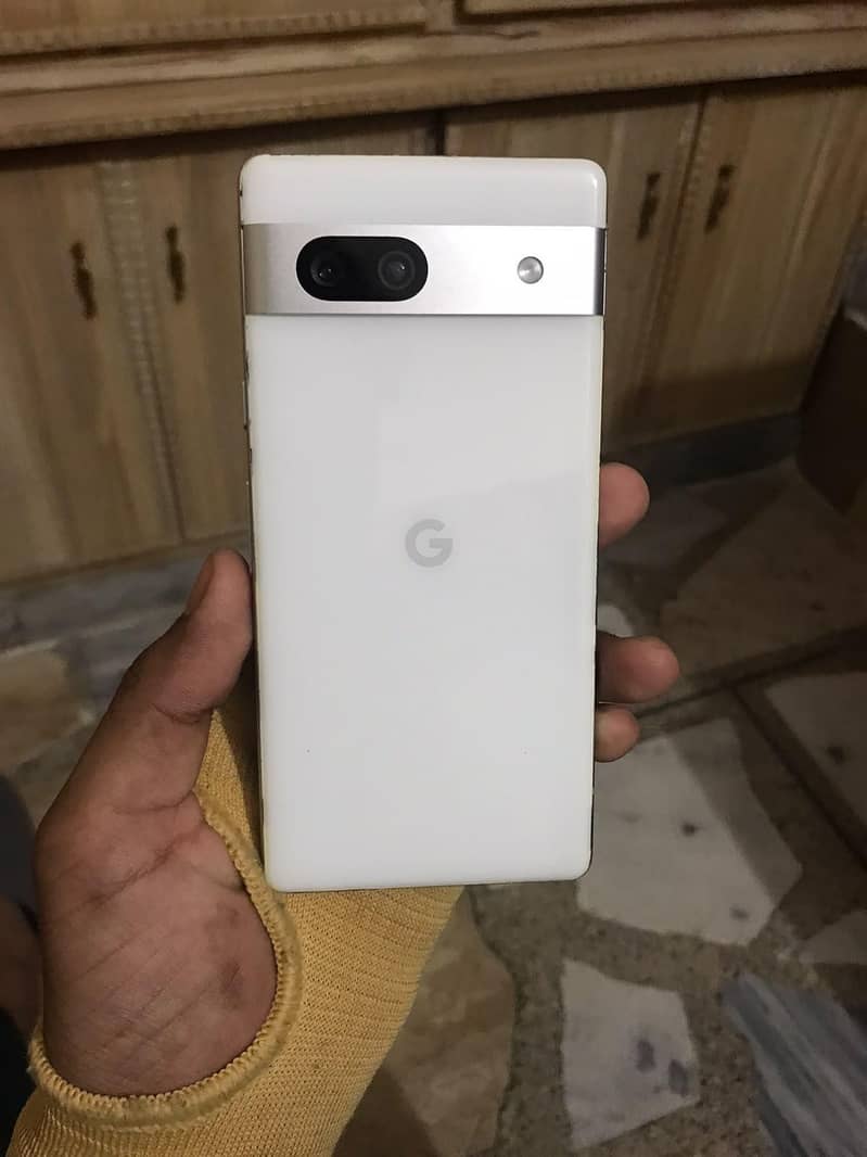 Google Pixel 7a 4