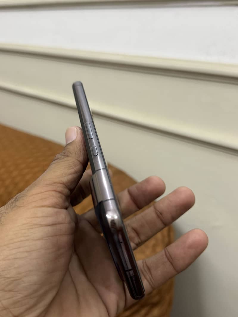 Google Pixel 8 Pro 4