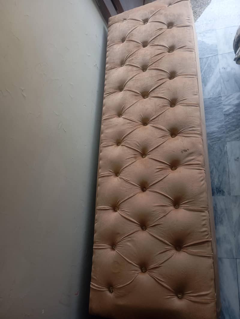 Bed Seaty 1