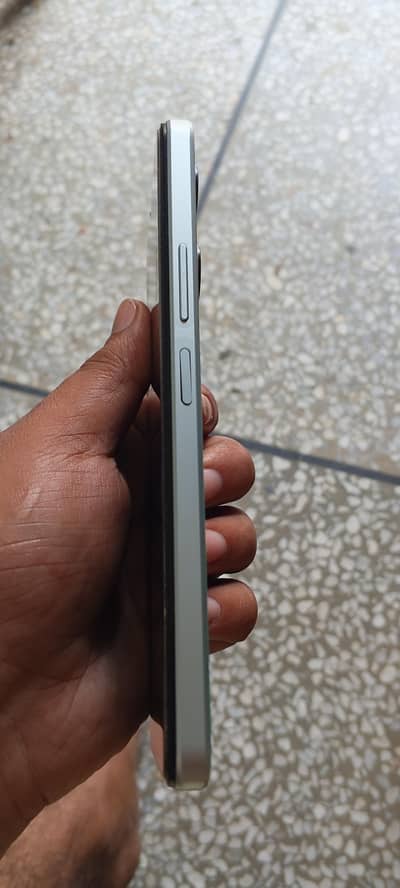 Vivo Y18