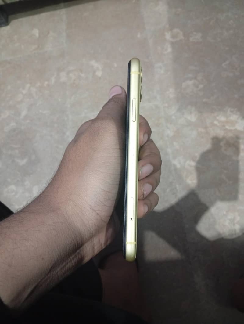 Apple iPhone 11 2