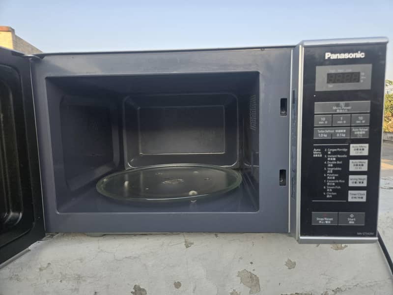 Microwave 0