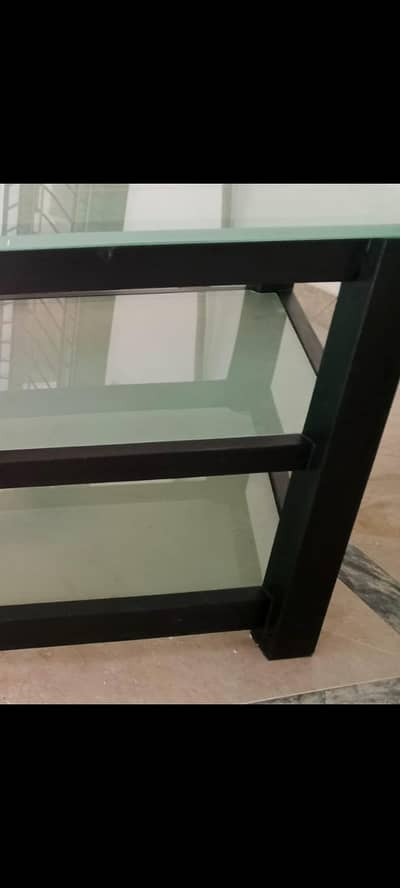 3 layers table