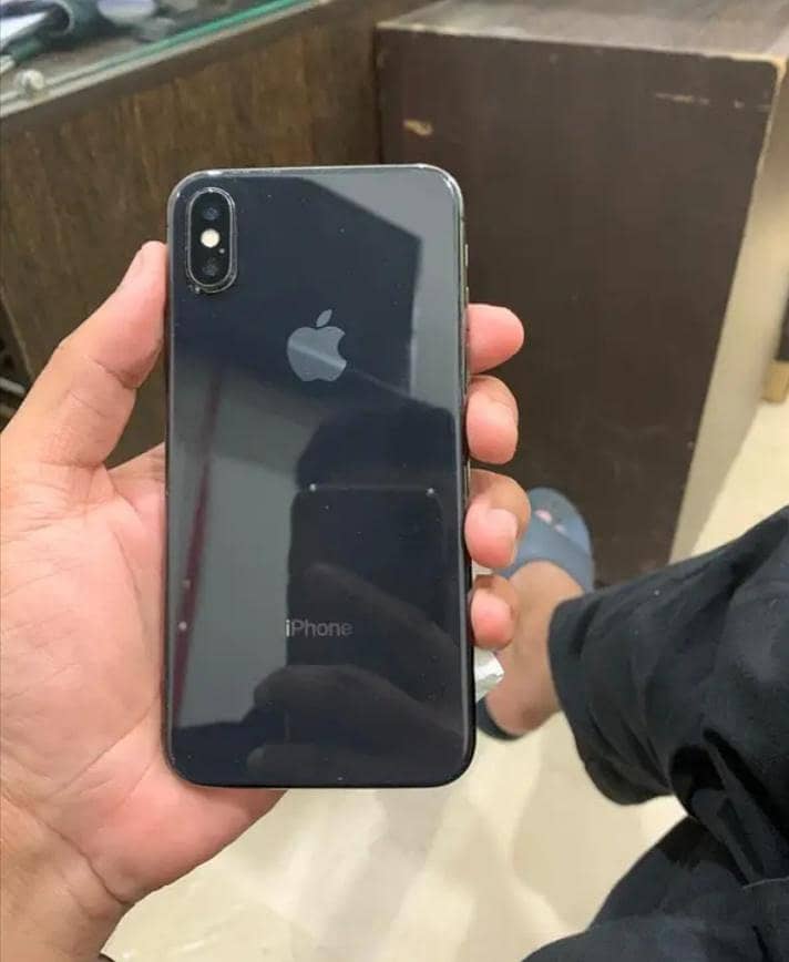 Apple iPhone X 3