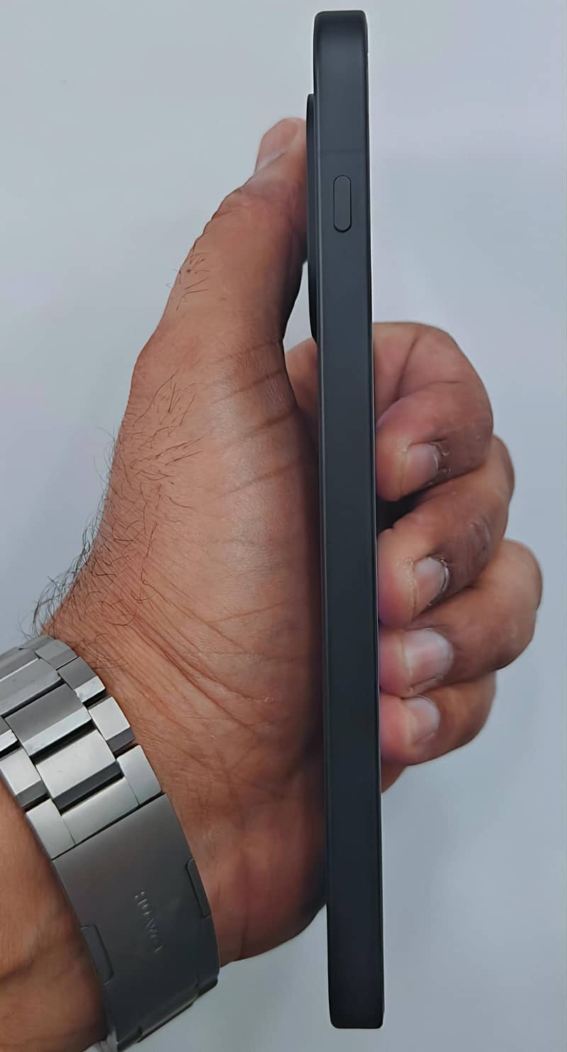 One Plus 15 Dual Sim 3
