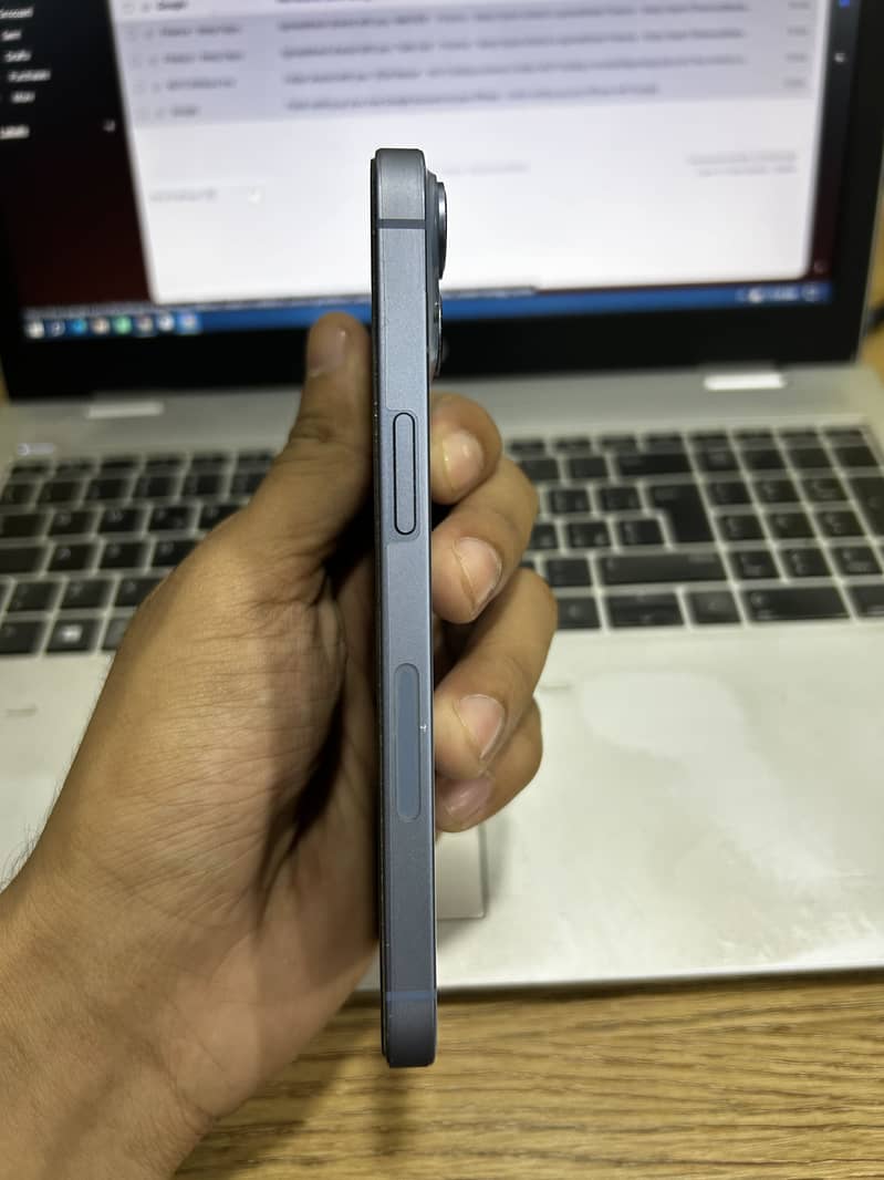 Apple iPhone 14 5
