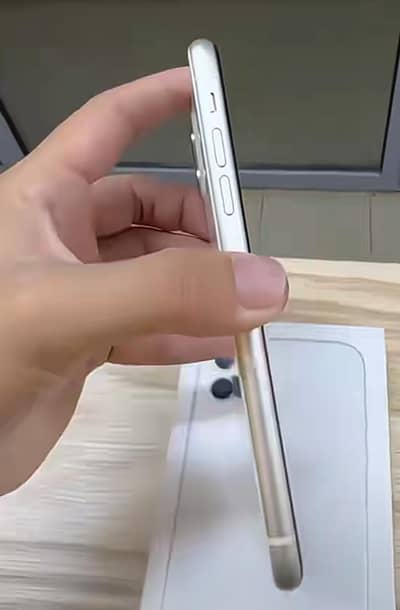 iPhone 11 256 GB PTA proof