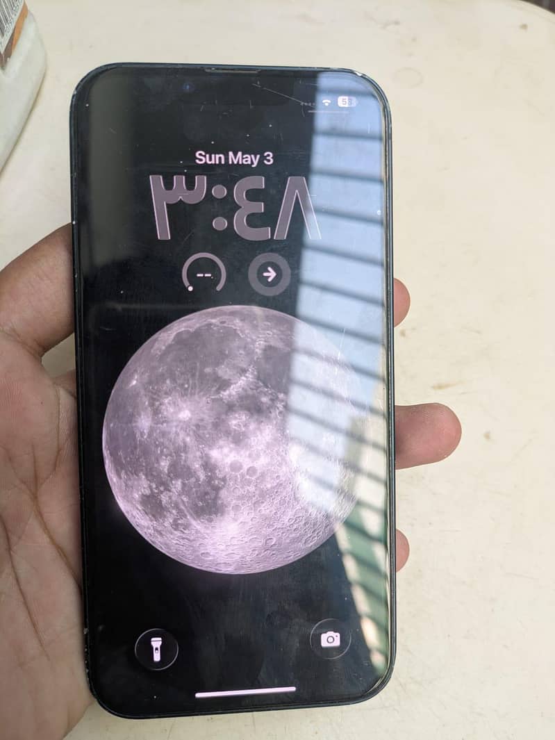 Apple iPhone 13 6